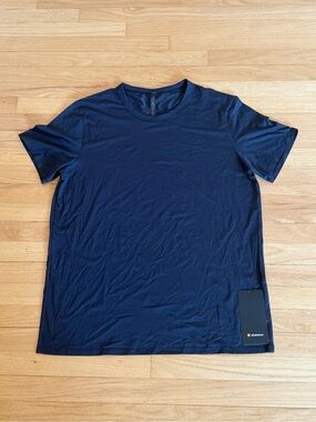 lululemon athletica Mens Deep Blue Crew Tee
